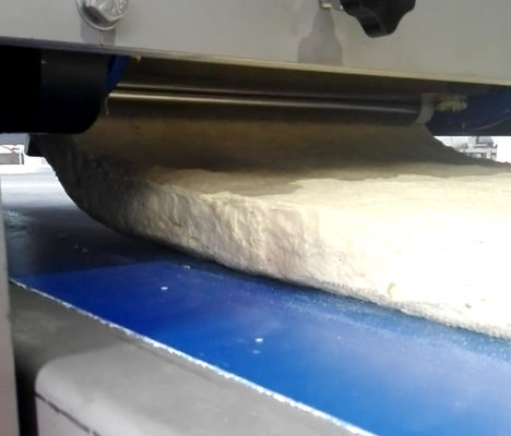 satın al Ekmek Hamuru İçin Sensör Kontrollü 304 Paslanmaz Çelik Hamur Paratha Makinesi Çevrimiçi üretim