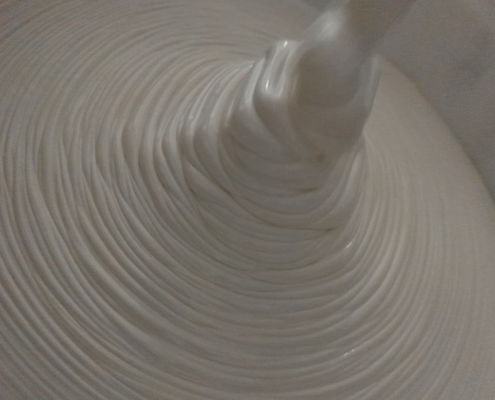 satın al İsviçre Rulo Üretim Hattı 40 kw, Makyaj Hattı ile Şifon Kek Maker Makinesi Çevrimiçi üretim