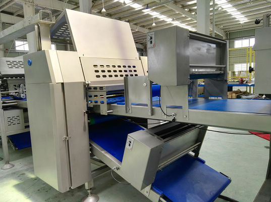 satın al Danimarka Hamur İşleri İçin Kolay İşleyen Endüstriyel Laminasyon Makinesi 800 Mm Bant Genişliği Çevrimiçi üretim