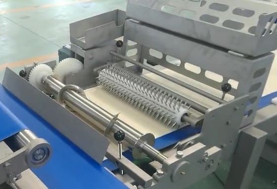 satın al Otomatik Pizza Hurda Kaldırma Pizza Hattı Pizza Otomatik Makine 5000 Pizza / Hr Kapasiteli Çevrimiçi üretim