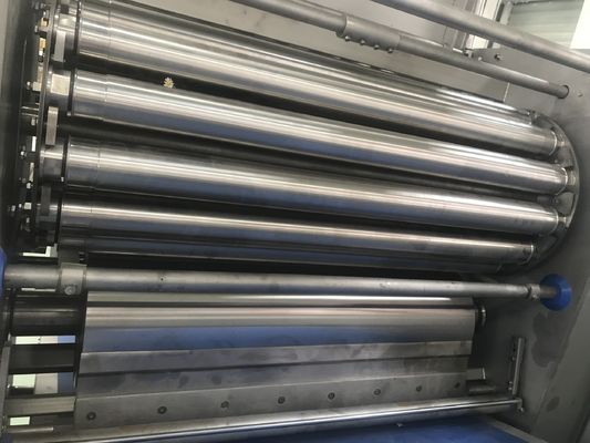 satın al Puf Böreği için Avrupa Standardı Hamur Laminatörü 2500kg / saat Kapasite Çevrimiçi üretim