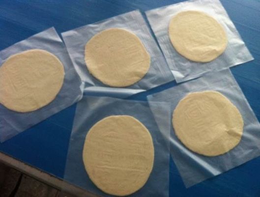 satın al Yüksek Otomasyon Paratha Yapma Makinesi / Hamur Topu Yapma Makinesi SUS 304 Malzeme Çevrimiçi üretim